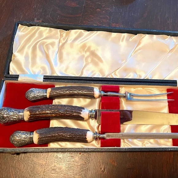 Sanderson Knife, Fork, Honing Rod, & Case Cutlery Set--Antler, Stainless & SS - Picture 1 of 12
